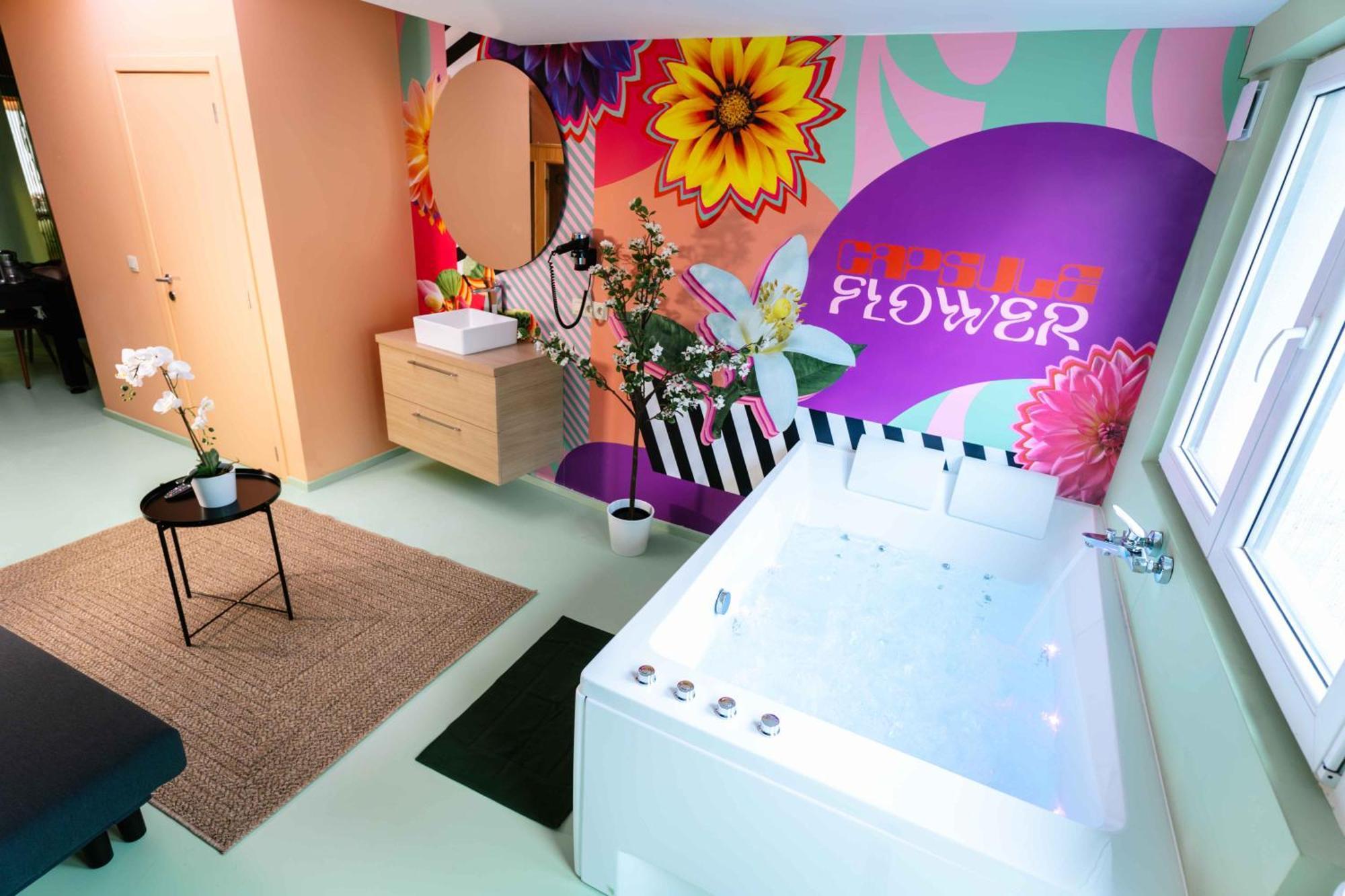 Capsule Flower - Balneo - Cinema - Billard - Nintendo Switch - Mons Centre Exteriér fotografie